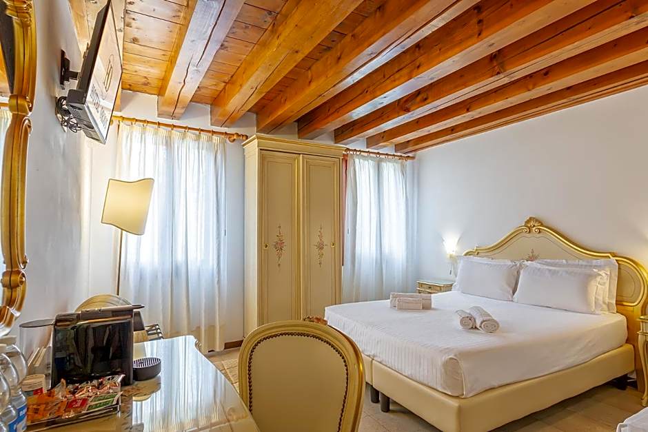 Hotel Orion