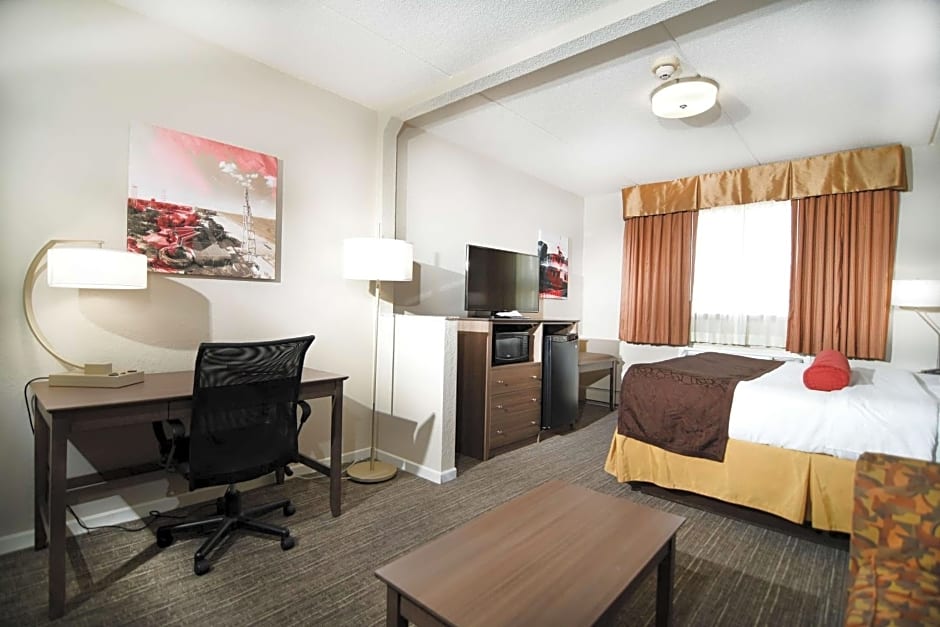 Best Western Plus Sandusky Hotel & Suites