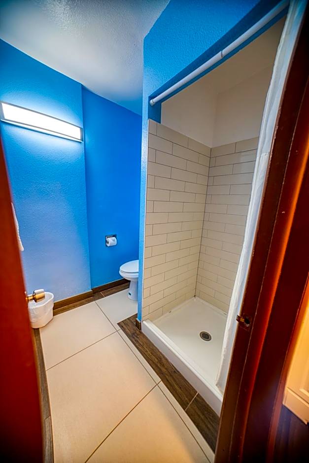 Budget Inn
