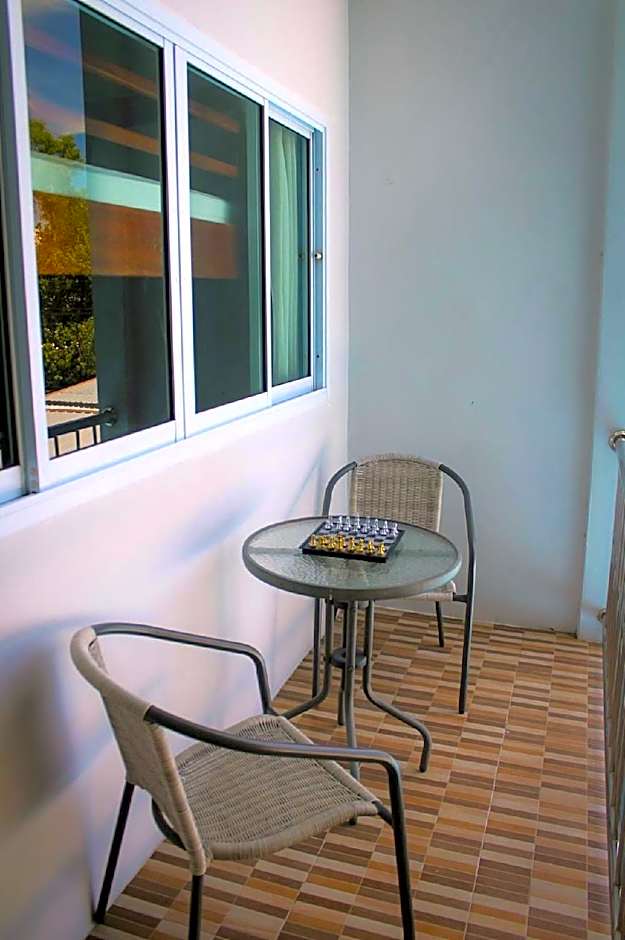 Phangan Barsay Hostel