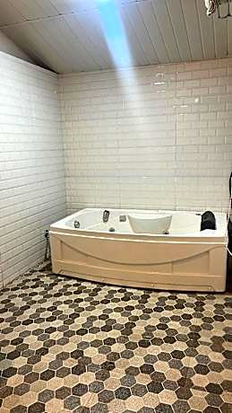 2Bed Hillside w Bathtub by canvas Resort Lonavla