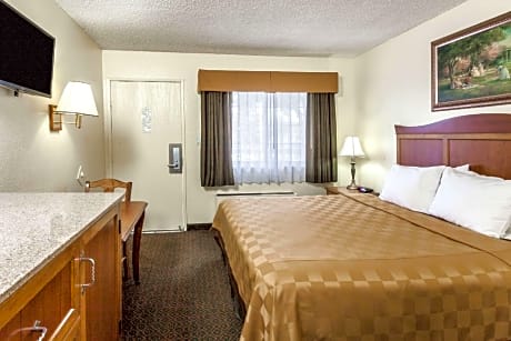 King Room- Non-Smoking