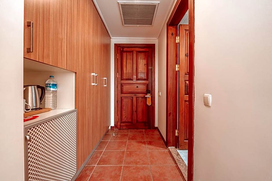 Sundia By Liberty Suncity