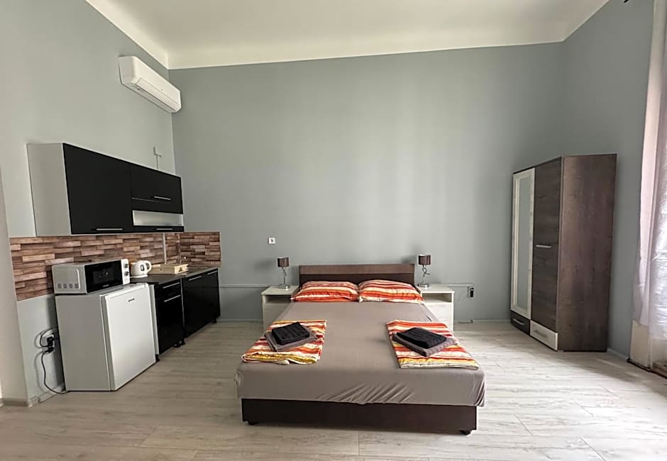Boomerang Hostel