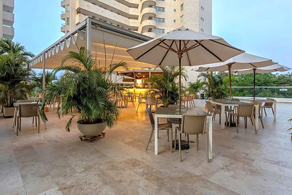 Courtyard By Marriott Santa Marta Resort