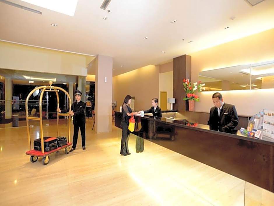 Hotel Grand Zuri Lahat