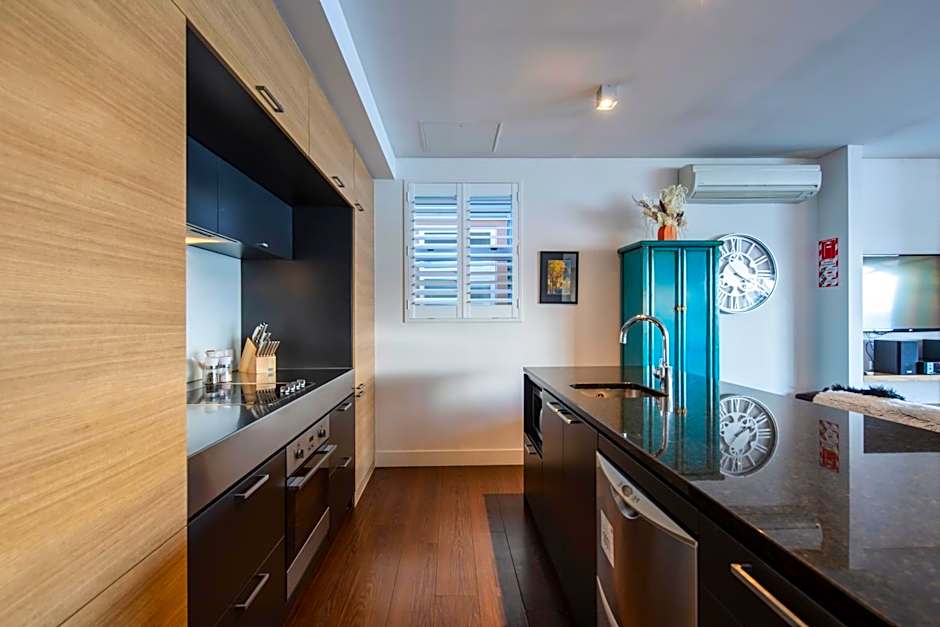 Marina Apartments - Element Escapes