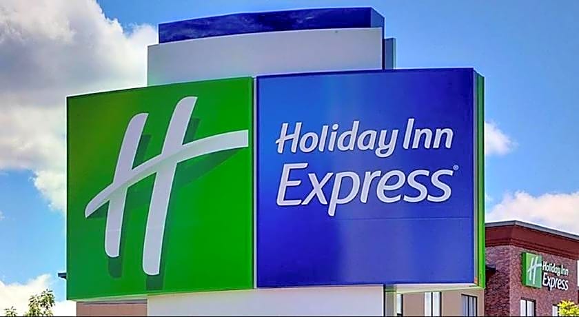 Holiday Inn Express & Suites - Carlisle Southwest I-81