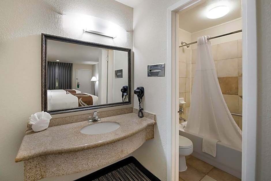 Quality Inn & Suites Lufkin