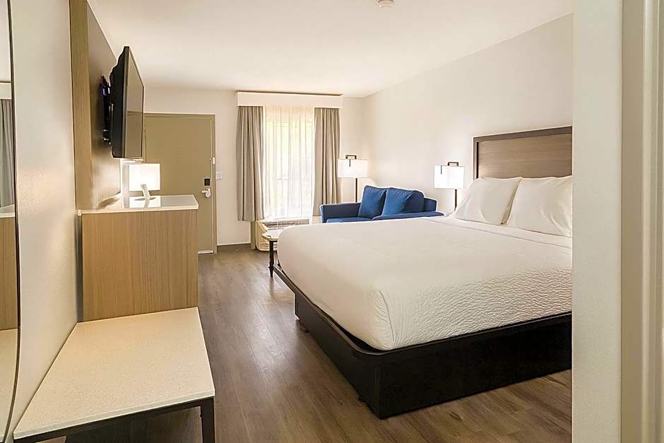 Baymont by Wyndham Fayetteville