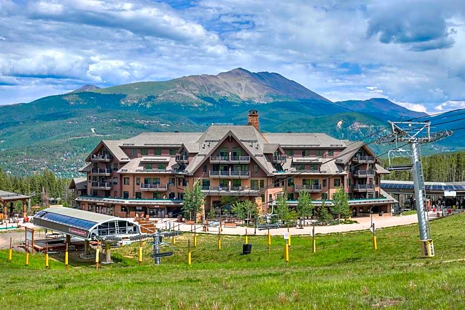 Crystal Peak Lodge By Vail Resorts