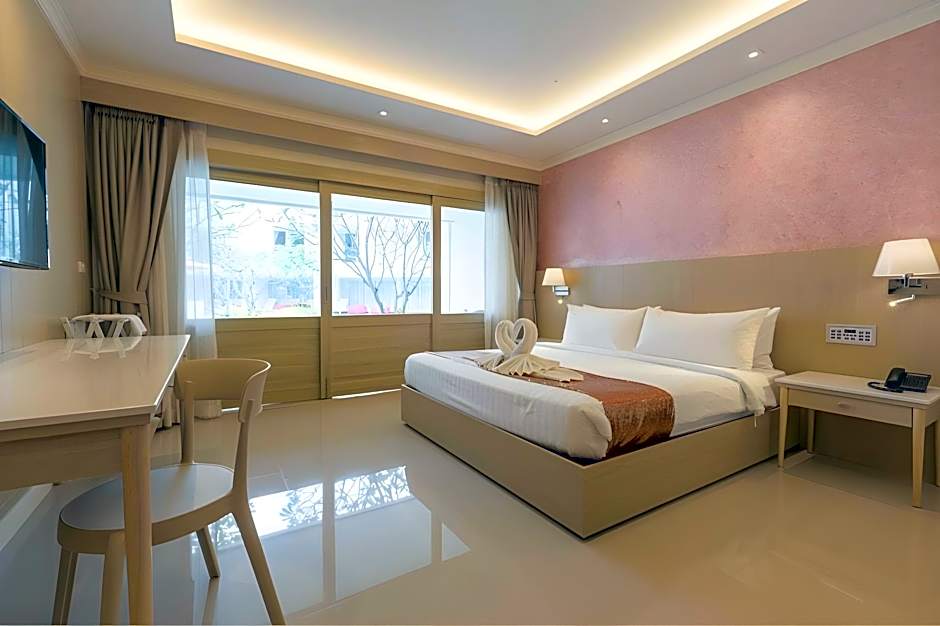 The Sea Cret Hua Hin Hotel