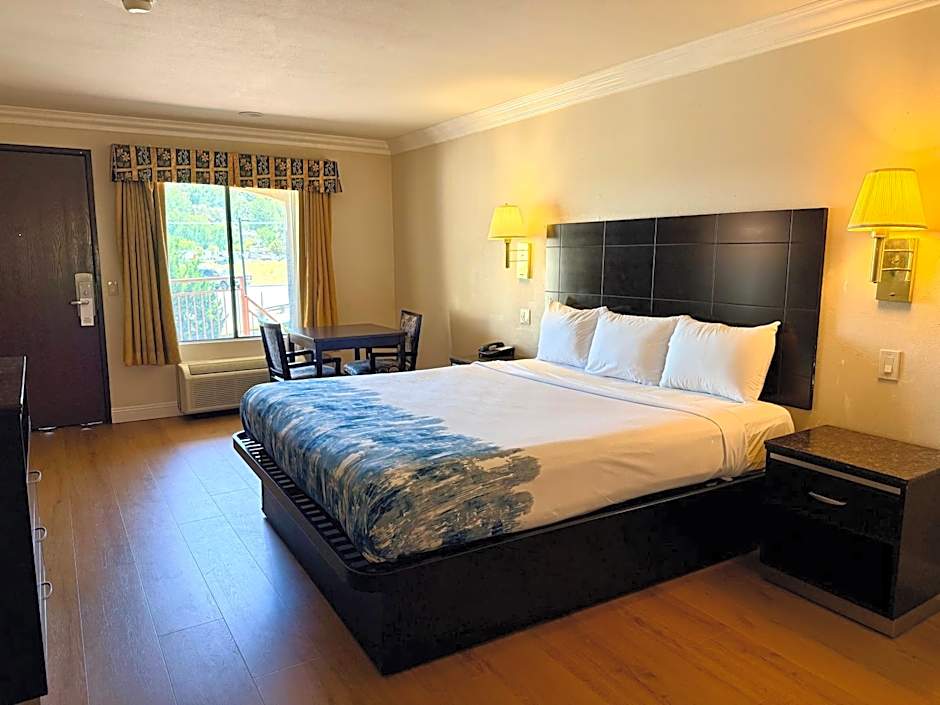 Castaic Inn Six Flags Valencia
