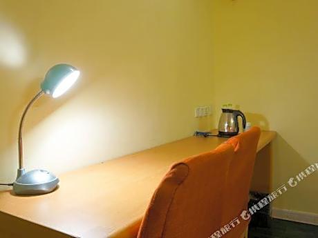 Home Inn (Ningbo Tianyi Plaza Jiangxiaqiao subway station)
