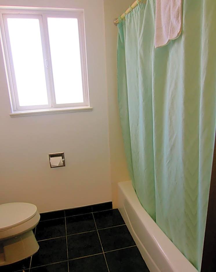 Deluxe Inn Redwood City