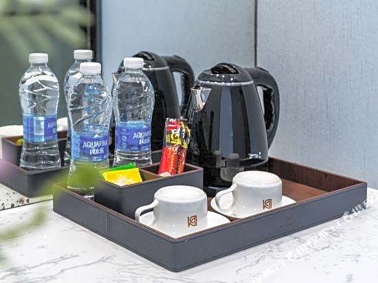 Borrman Hotel (Guangzhou Xinshi Baixin Plaza Qifu Road Branch)