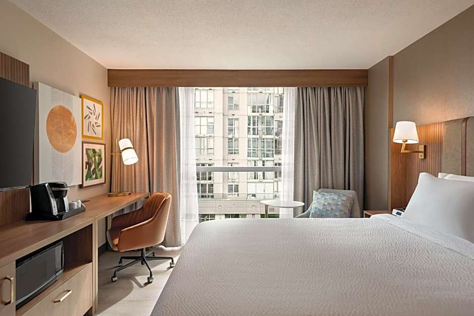 Holiday Inn & Suites Vancouver Downtown By IHG