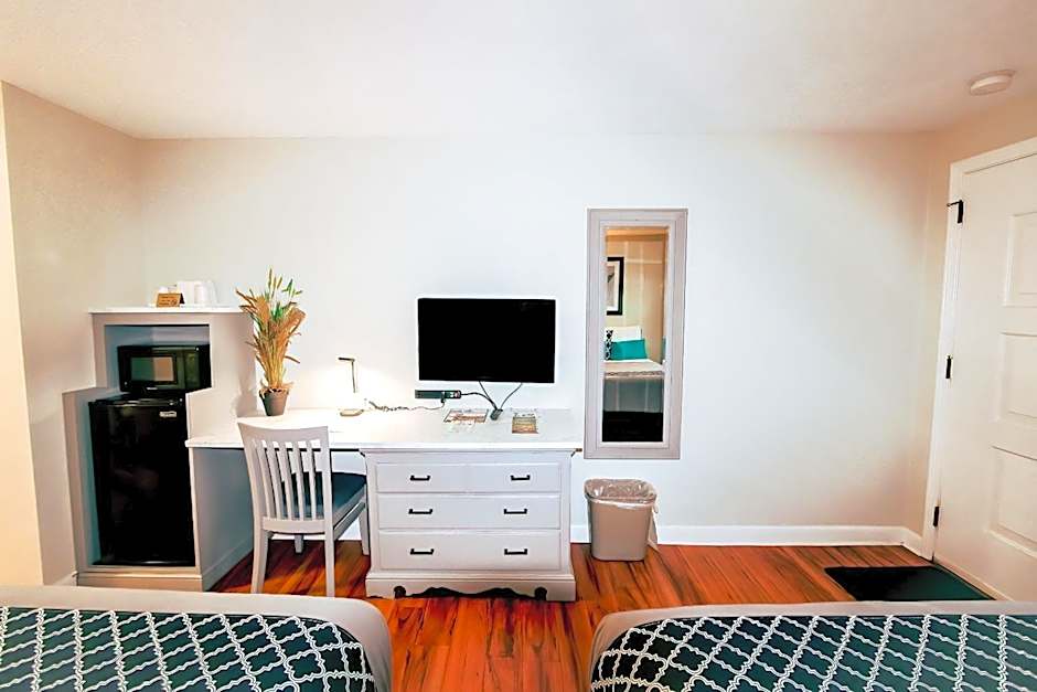 Colonial Inn Seekonk