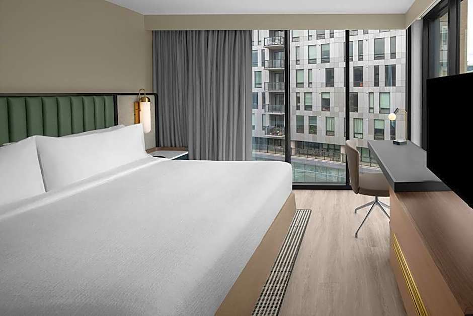 Embassy Suites by Hilton Madison Downtown