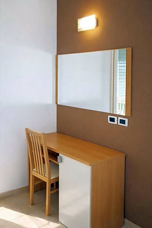 Hotel Favorita Easy Stay Room Only