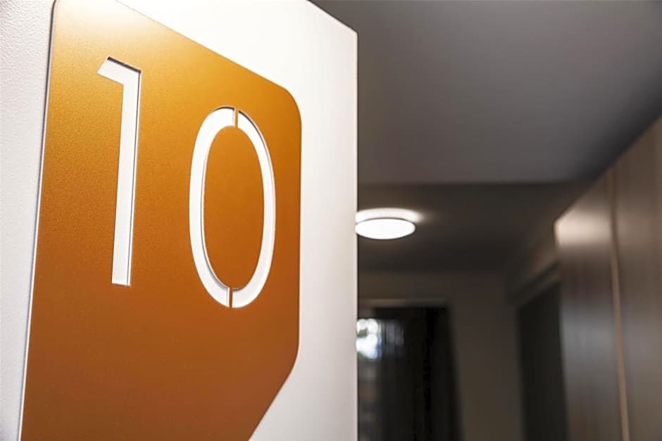 Nightcap at Roxby Downs