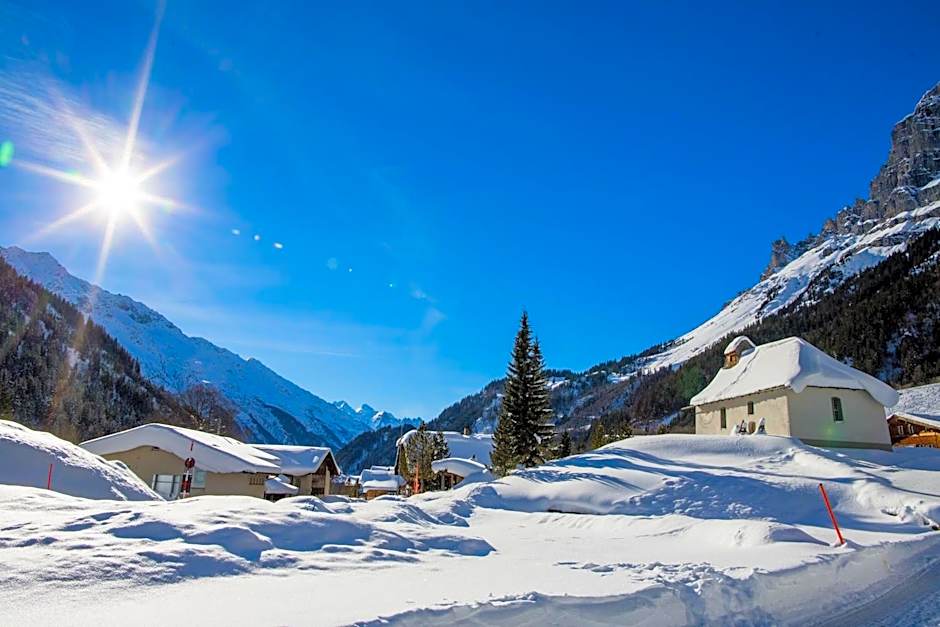 Berghotel Gadmer Lodge - dein Zuhause in den Bergen am Sustenpass im Berner Oberland