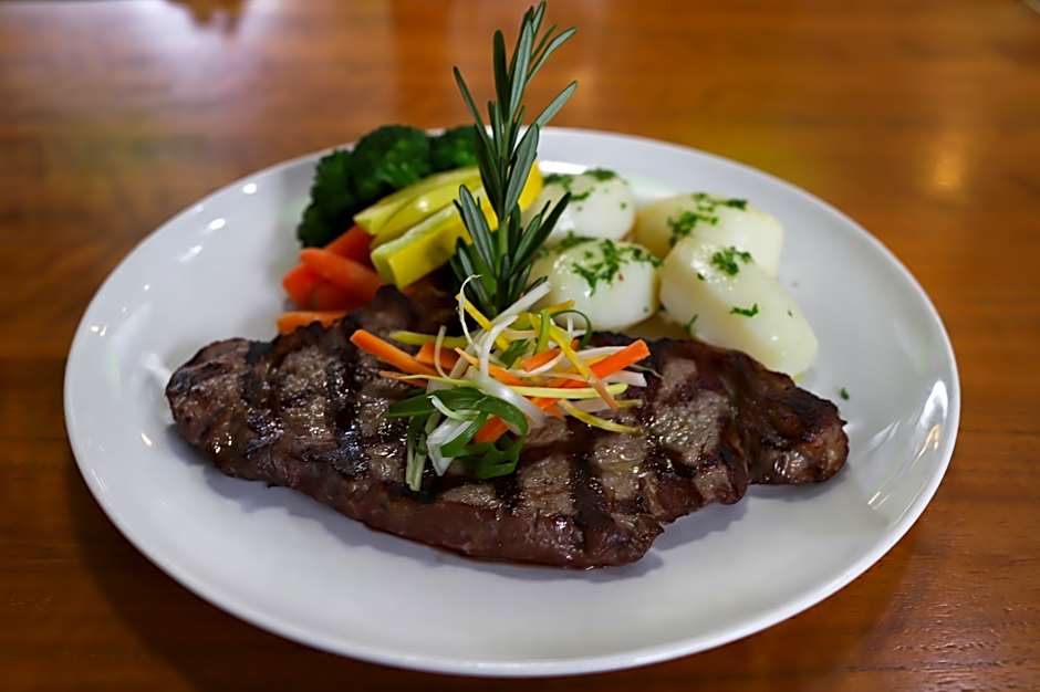 Holiday Inn Guelph Hotel & Conference Centre