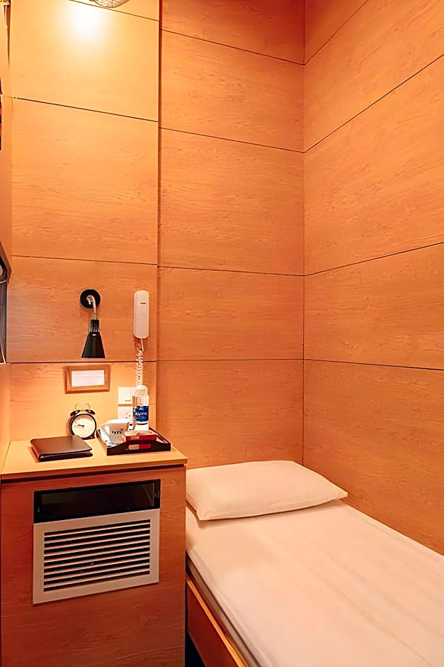 VATC Sleep Pod - Terminal 1
