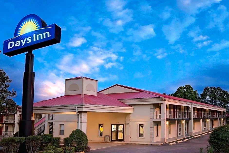 Days Inn by Wyndham Cleveland TN