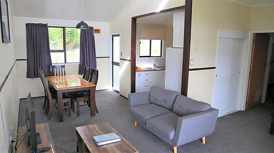 Opononi Hotel