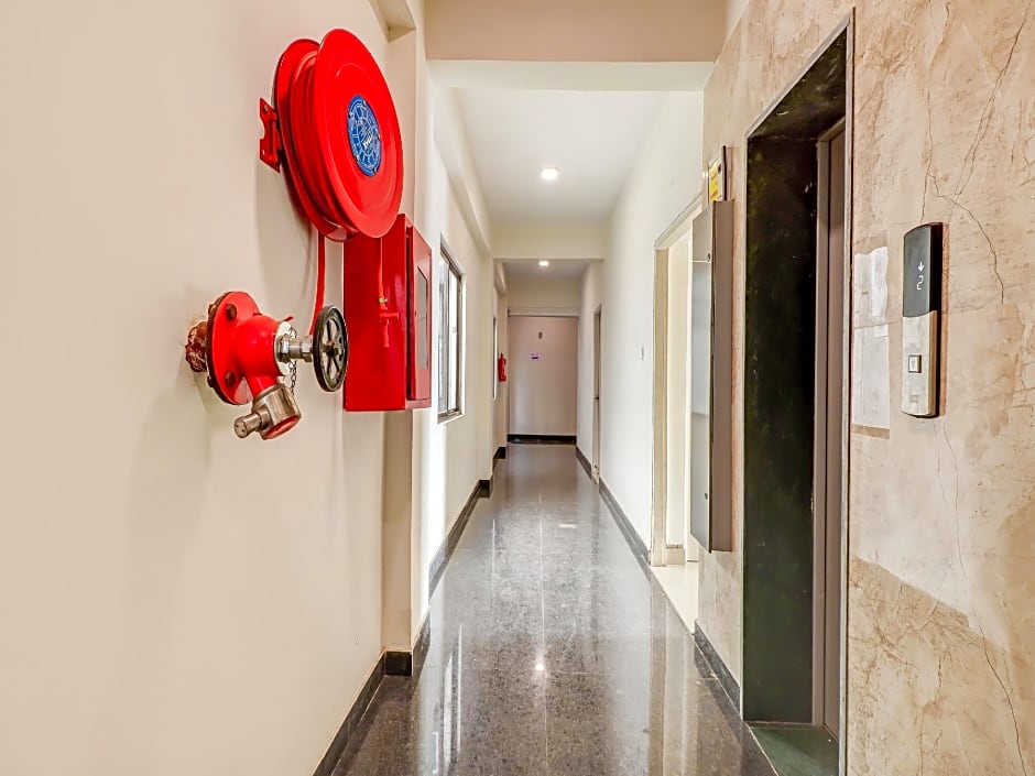 OYO 79480 Flagship HHH Skyline