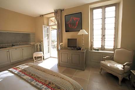 Studio with Terrace
