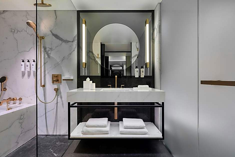 Academias Hotel, Autograph Collection