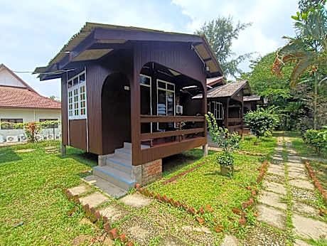 Marang Guest House by RVH