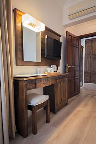 Standard Family Room