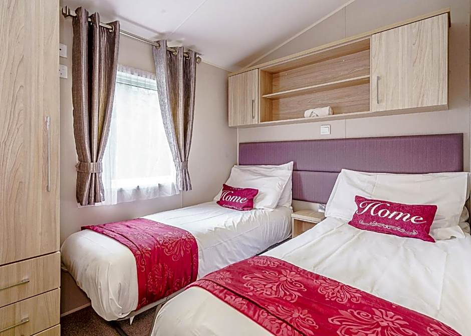 Calthwaite Hall Lodges