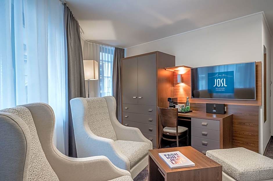 Josl Mountain Lounging Hotel - Adults only!