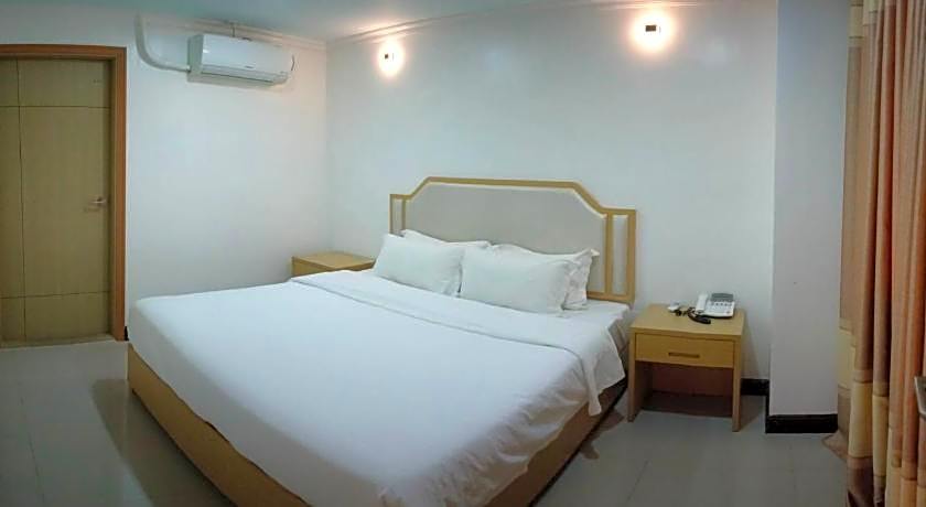 PUNTA CLARK HOTEL
