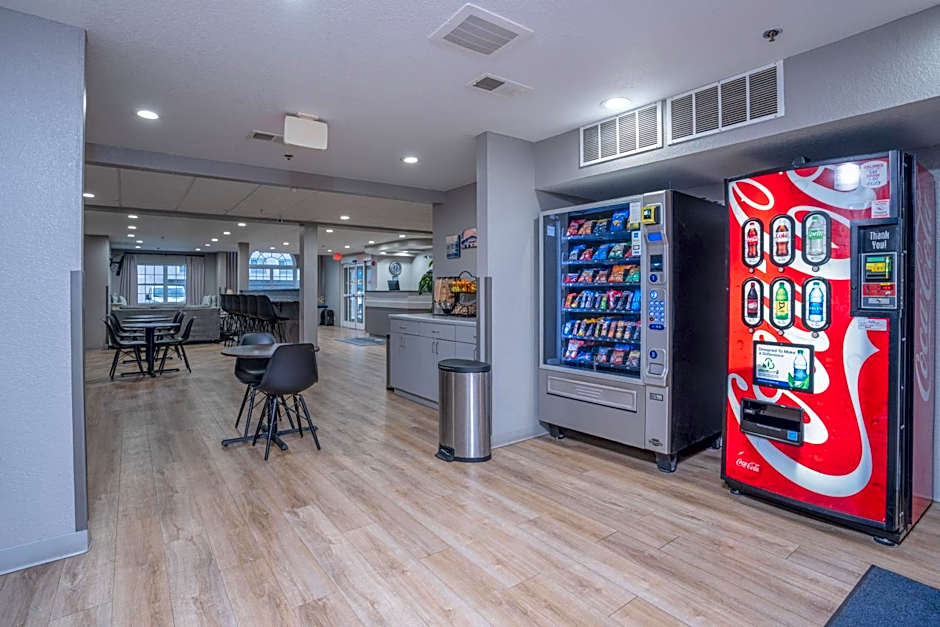 Microtel Inn & Suites By Wyndham Albertville