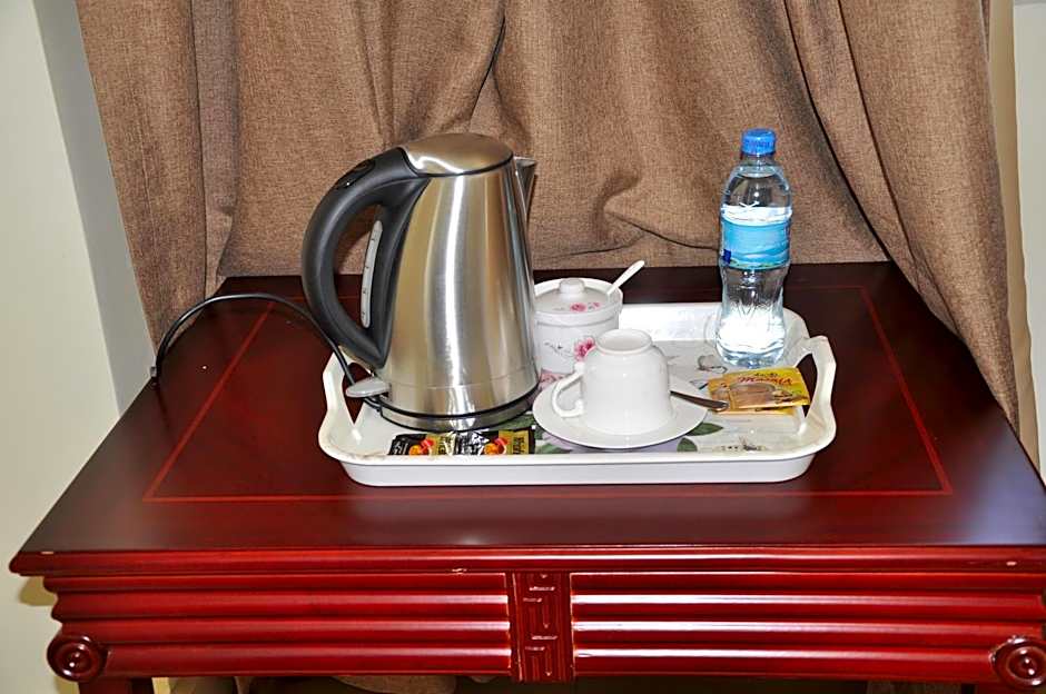 Luwa Evergreen Hotel