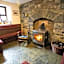 Aille River Tourist Hostel and Campsite Doolin