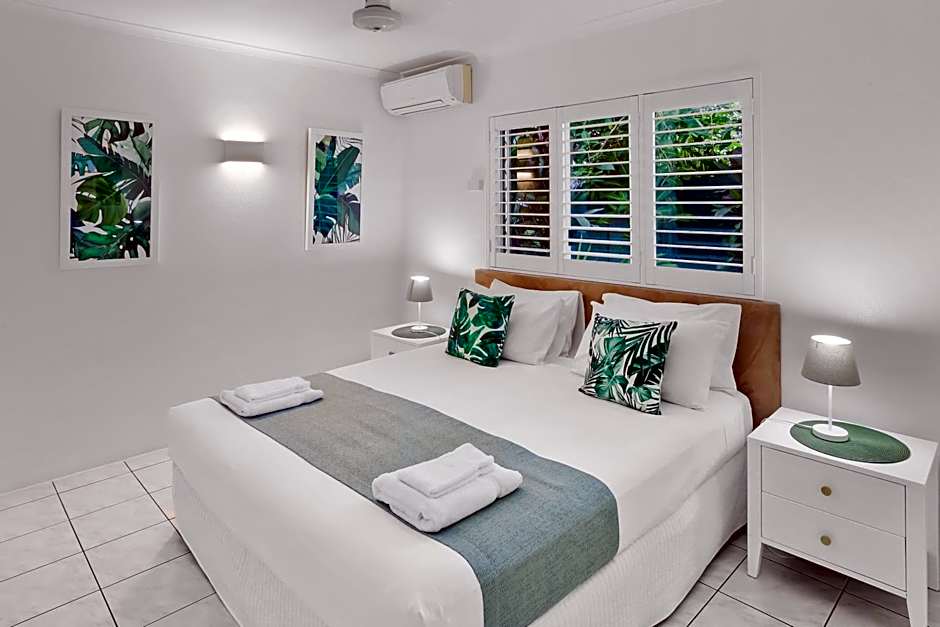 Agincourt Beachfront Apartments