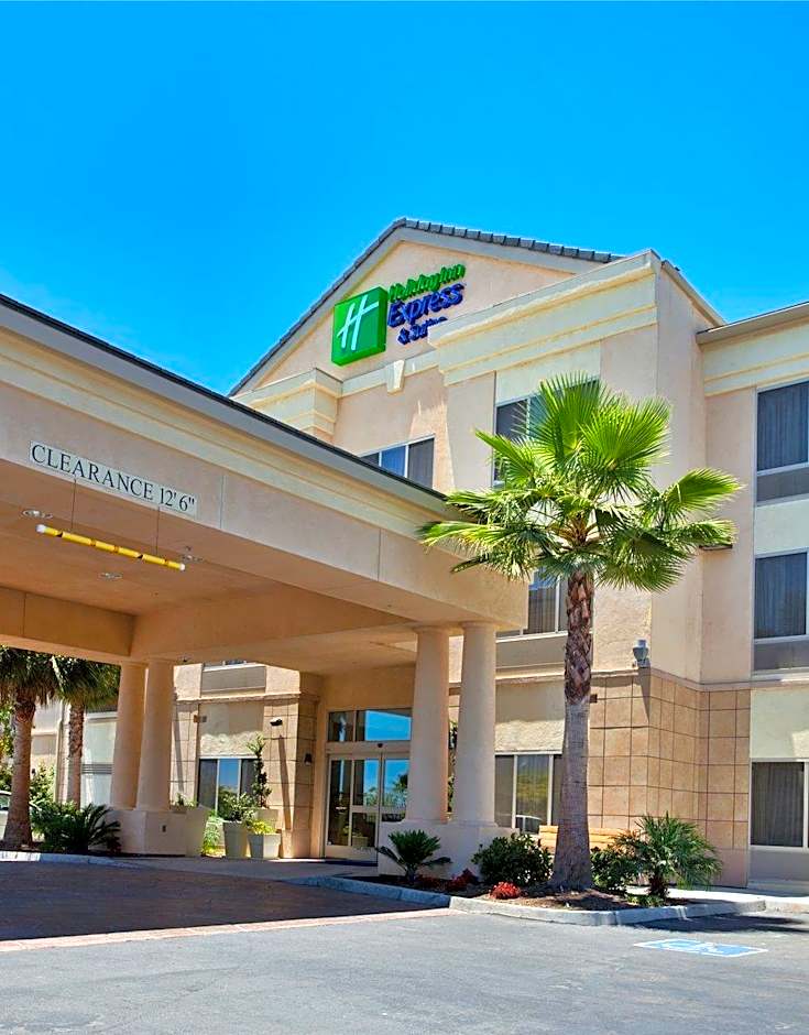 Holiday Inn Express & Suites San Diego Otay Mesa By IHG
