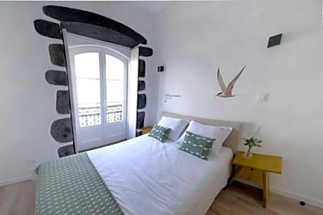 Double Room with Balcony and Sea View