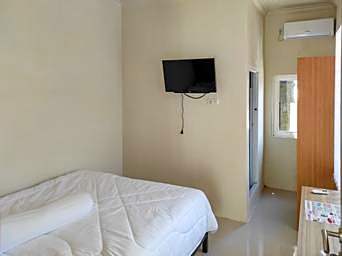 RedDoorz Syariah @ Karema Area Mamuju