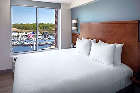 King Room with Sofa Bed and Water View