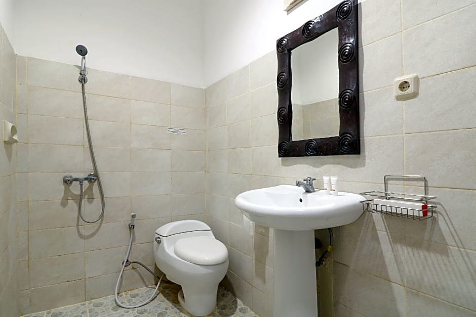 Capital O 1666 Grand Pudjawan Hotel Near Kuta Beach