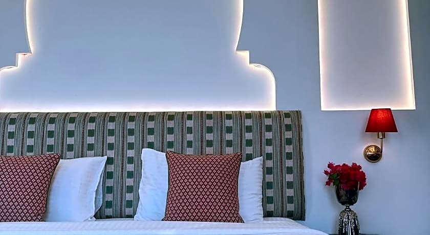 Hotel Atulyaa Taj
