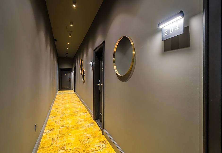 Leo Boutique Rooms - Adults Only