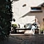 Tides Boutique Hotel - by Romantik